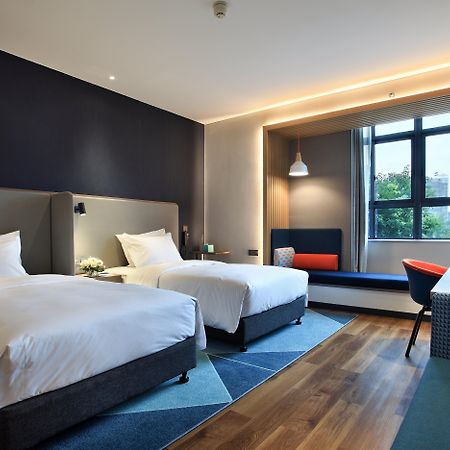 Holiday Inn Express Guilin City Center By Ihg Esterno foto