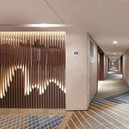 Holiday Inn Express Guilin City Center By Ihg Esterno foto